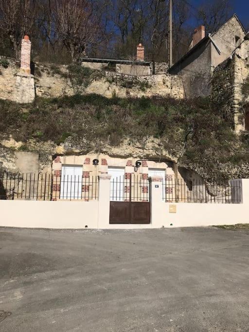 La Cavee Du Coteau, Petit Cocon Troglodytique Villa Vouvray Kültér fotó